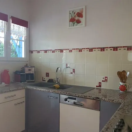 بيت للعطل Grande Maison De *